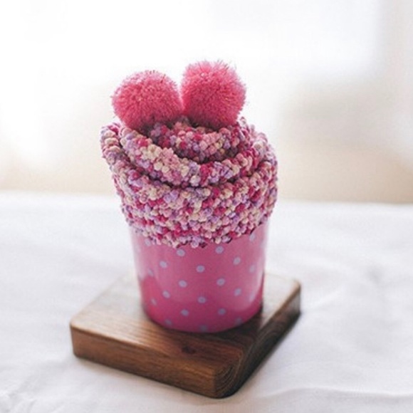 Accessories - 🧁Cupcake Pom Pom Socks🧁